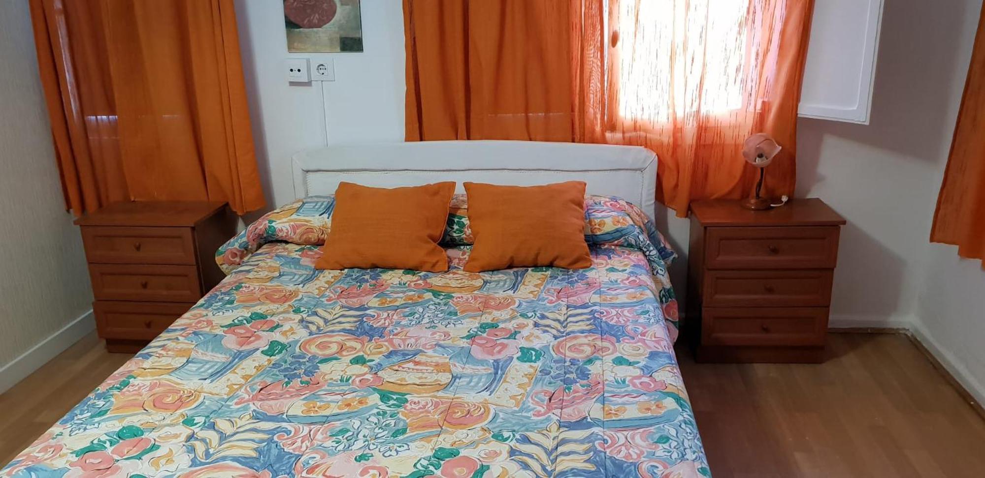 Finca Las Dunas: Beachfront Chalets with Jacuzzis Rota Exterior photo