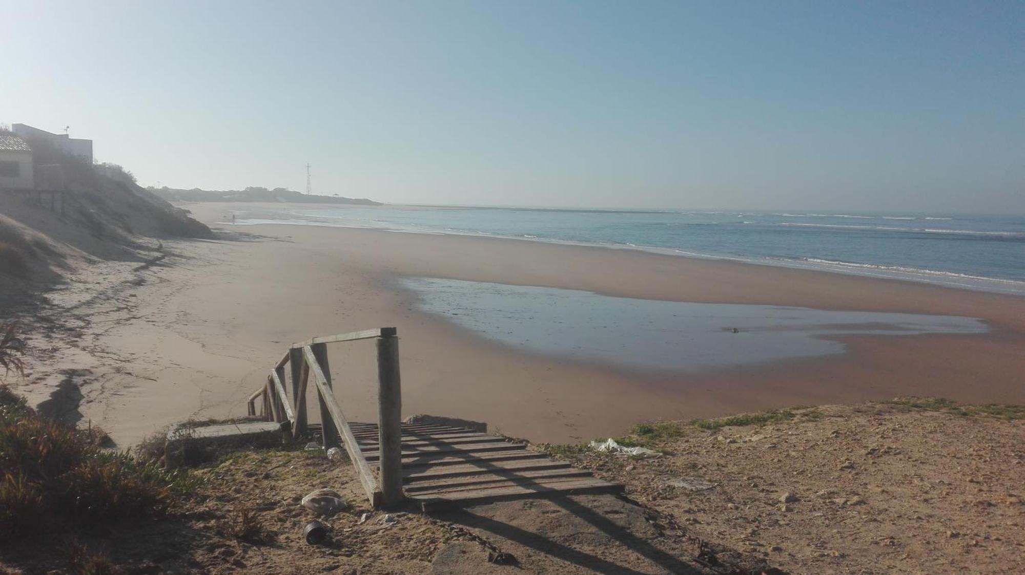 Finca Las Dunas: Beachfront Chalets with Jacuzzis Rota Exterior photo